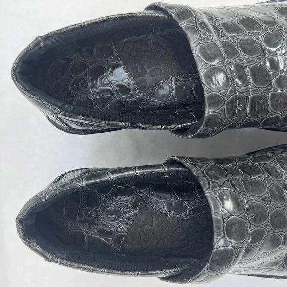 BOC Born Concept Womens Size 7 Gray Croc Faux Leather Peggy Slip On Clogs Shoes - Picture 8 of 15